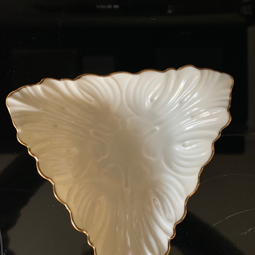 Lenox China Gold-trimmed candy dish